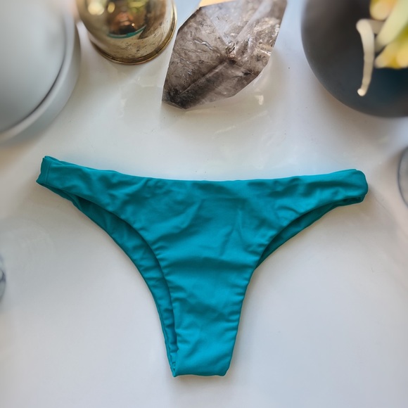 Mikoh Lahaina Cheeky Bikini Bottoms - Maui Blue - Picture 3 of 8
